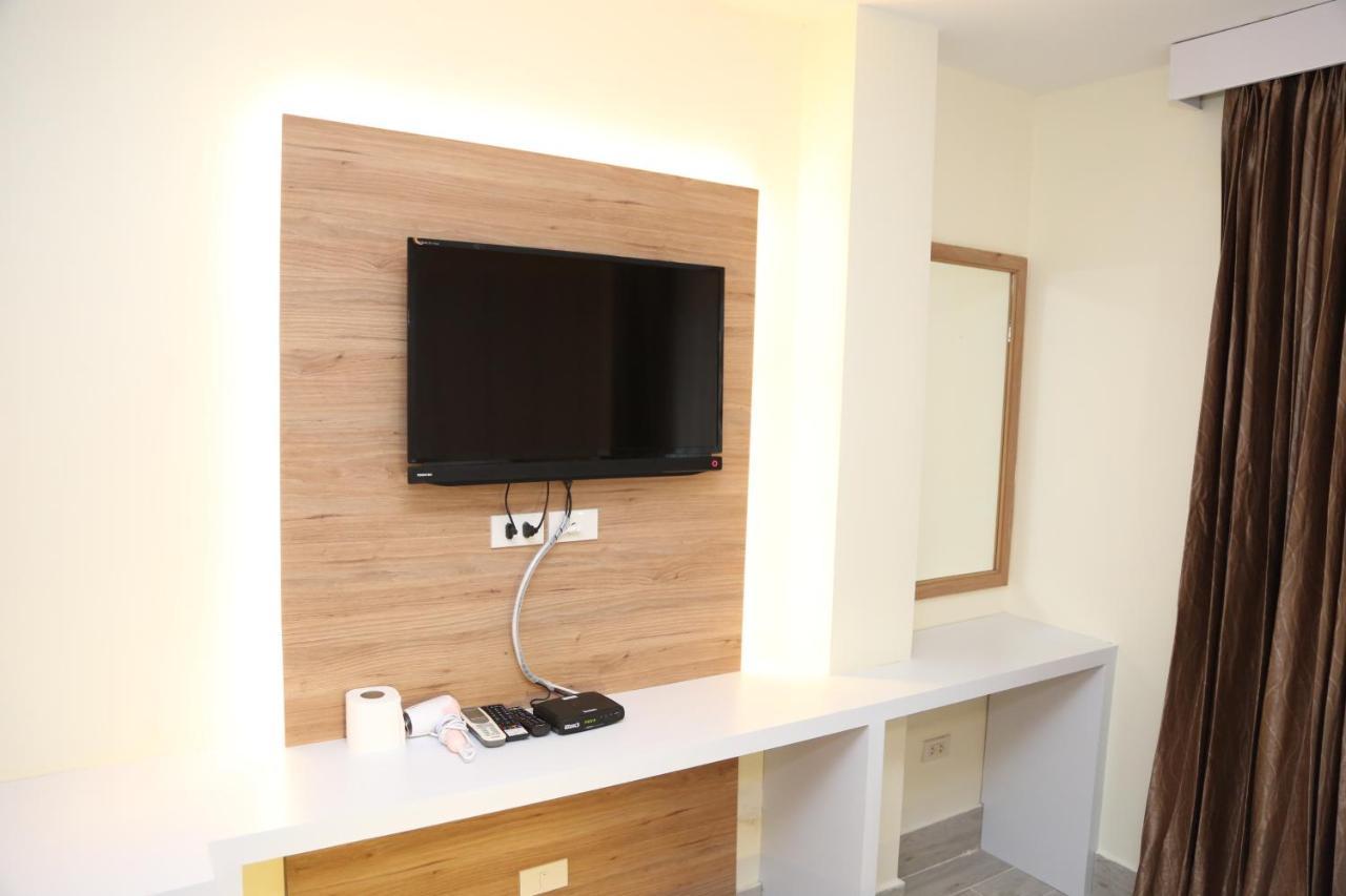 Rose Nana Hotel Bangkok Kültér fotó