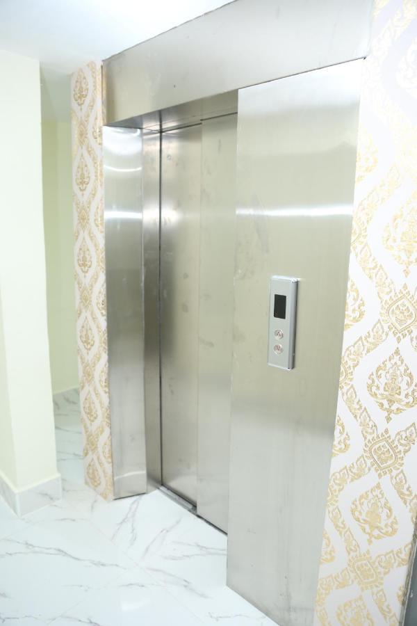 Rose Nana Hotel Bangkok Kültér fotó